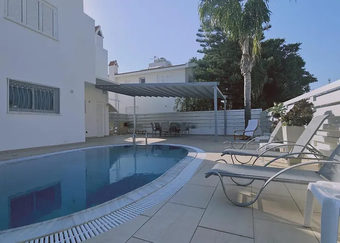 ヴィラ Princess プロタラス